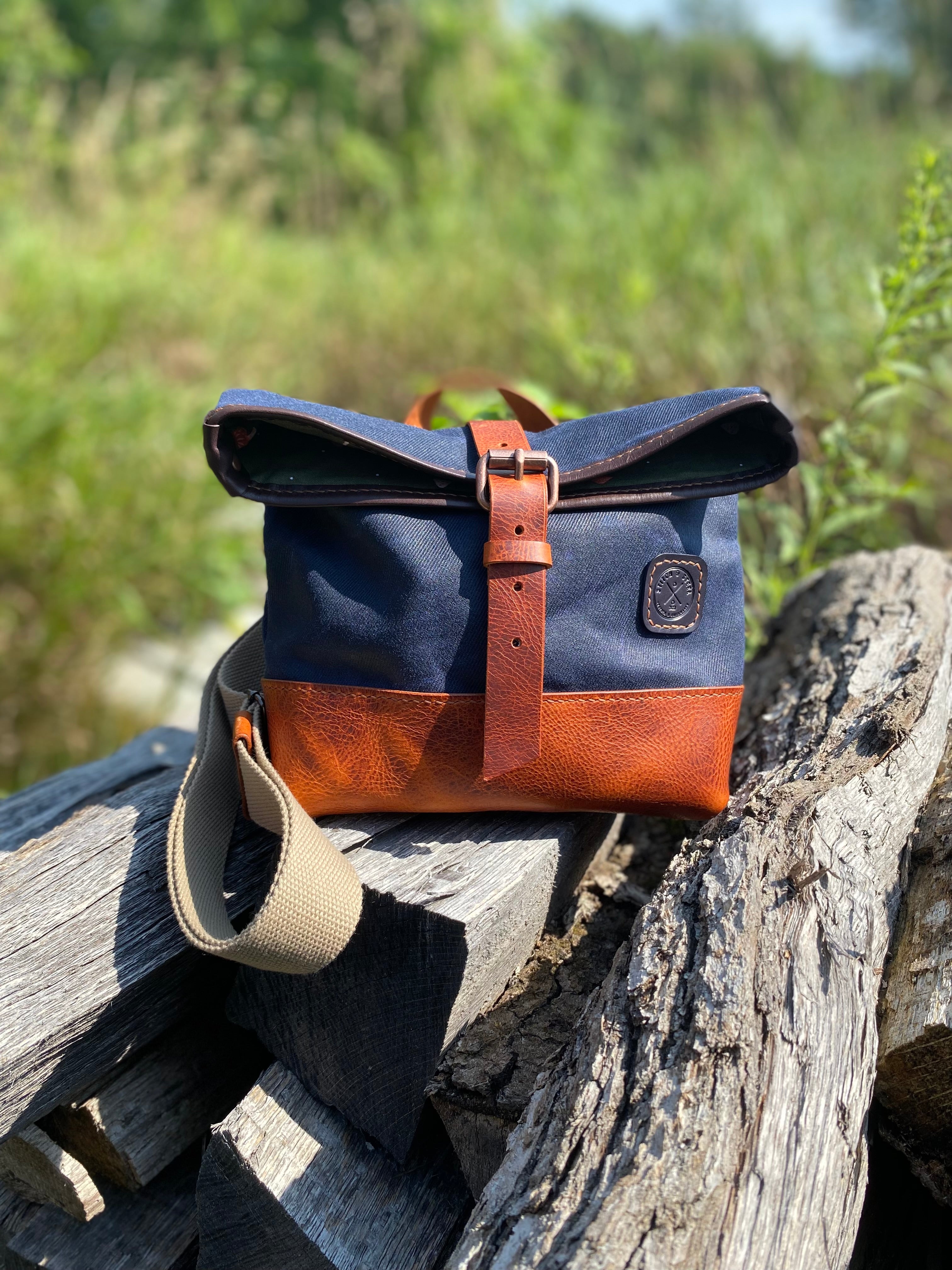 'The Roxy' - Canvas/Leather Crossbody Purse