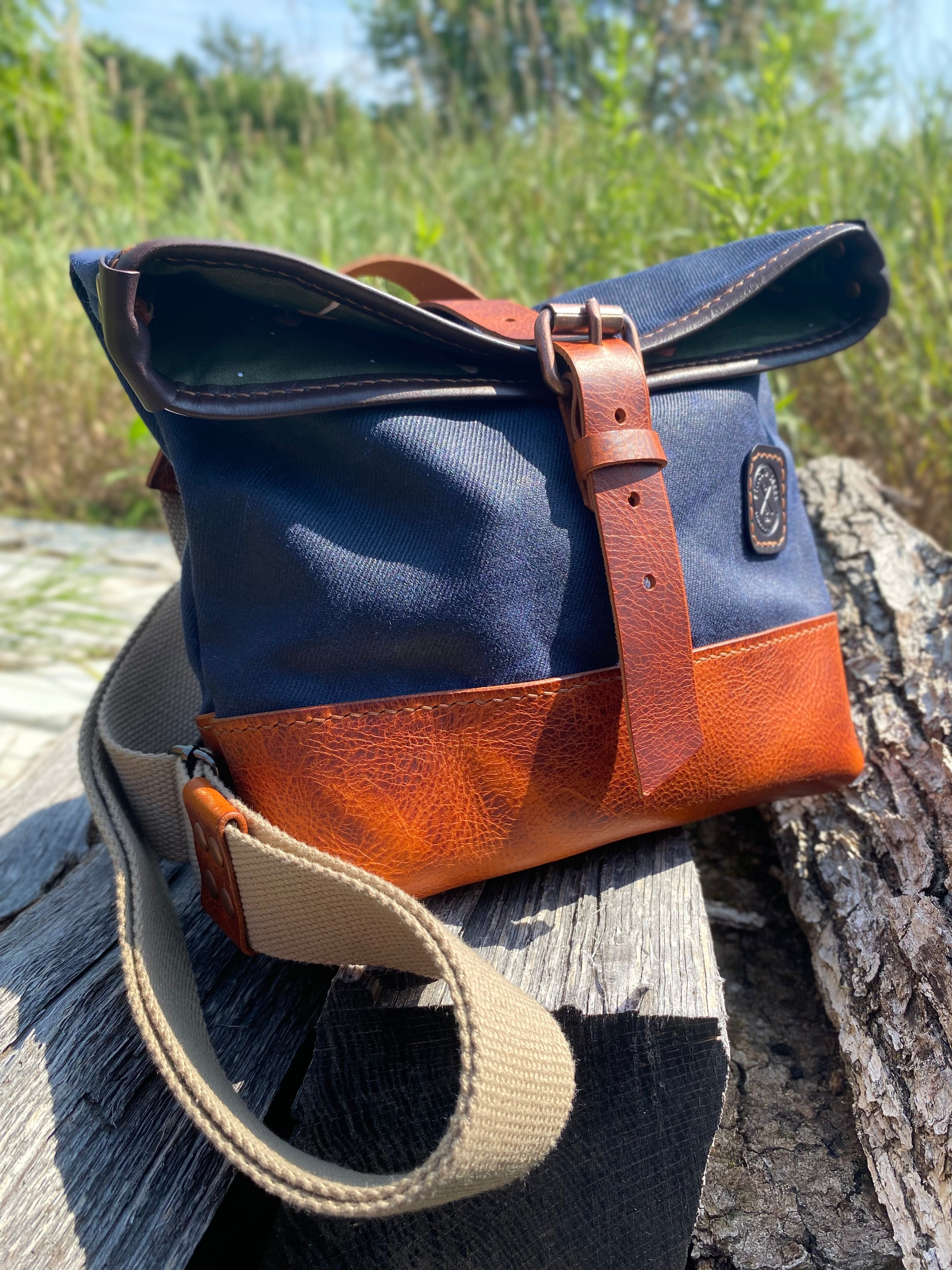 'The Roxy' - Canvas/Leather Crossbody Purse