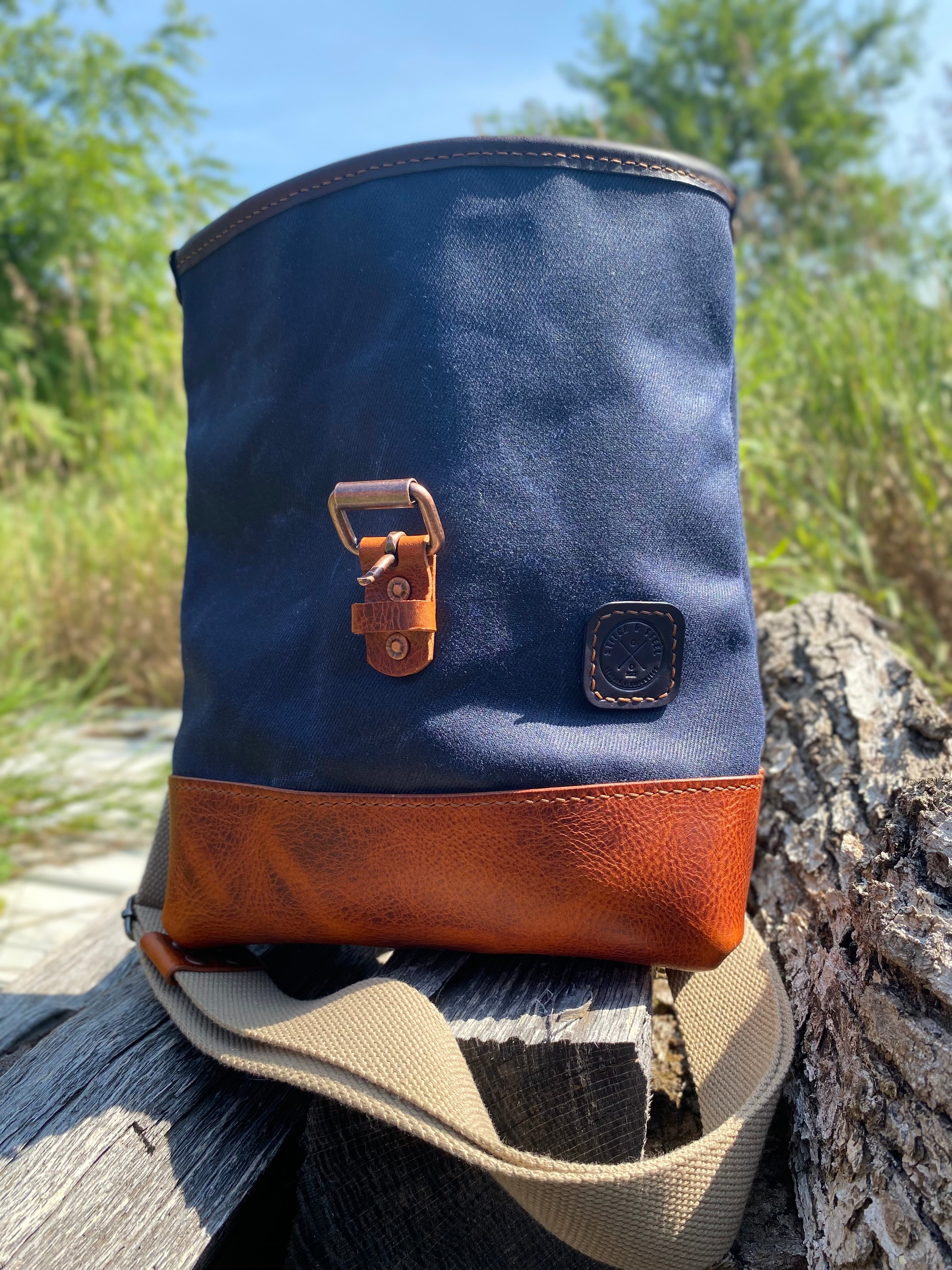 'The Roxy' - Canvas/Leather Crossbody Purse